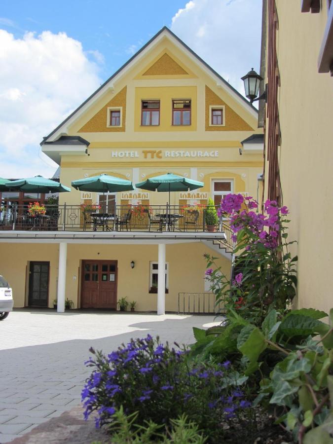 Wellness & Sport Hotel Ttc Врхлаби Экстерьер фото